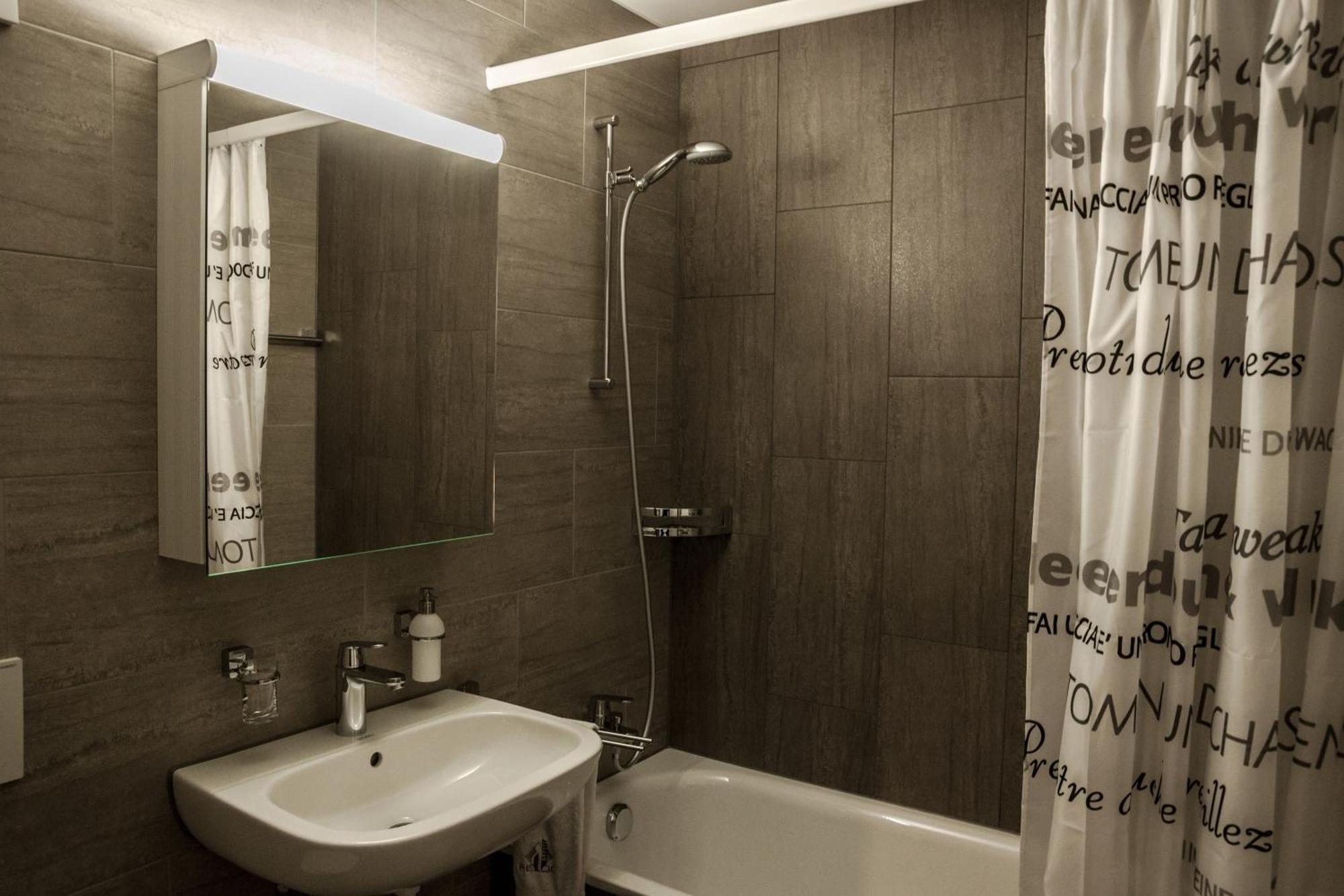 Reloc Serviced Apartments Zurich-Oerlikon Room photo
